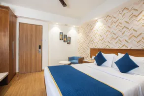 The Orion Plaza - Nehru Place - Room