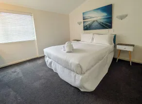 Noosa Parade Holiday Inn - Room