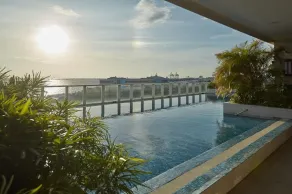 Rizal Park Hotel - Piscine