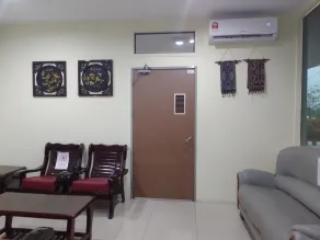 Borneo Suites Hotel - Rezeption