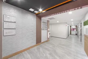 TREMONT HOTEL BRONx-GRAND OPENING - Hall