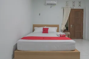 RedDoorz near RSUD Dr Abdul Aziz Singkawang - Room