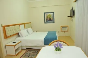 Rovi Plaza Hotel - Zimmer