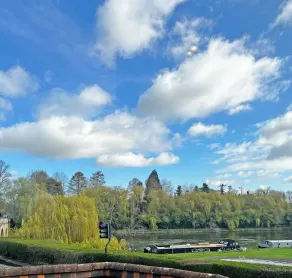 Shillingford Bridge Hotel - View from room