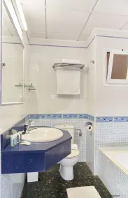 Hostal Illes Pitiüses - Salle de bain
