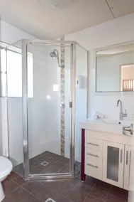Station Hotel Motel Kurri - Bathroom