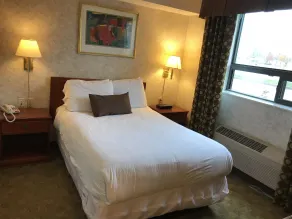 Lexington Inn & Suites-Windsor - Chambre