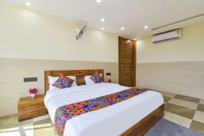 Fabhotel Elite - Chambre