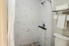 Days Inn by Wyndham Portland/Corpus Christi - Salle de bain