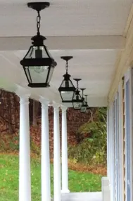 The Milestone Inn - Inngangsparti