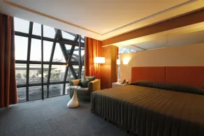 Miracle Transit Hotel - Chambre