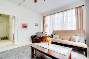 Downtown Schertz Vacation Rental Near Restaurants! - Interior