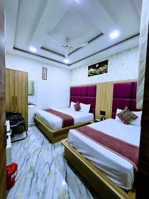 Hotel Aarav Grand - Room