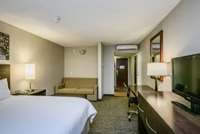 Wyndham Garden Fresno Yosemite Airport - Habitación