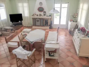 Beautiful mini eco farmhouse - Wohnzimmer