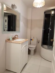 Rent Holding - Bathroom