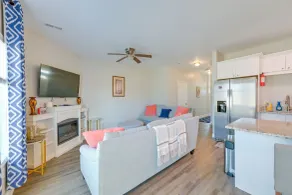 Great for Groups! 2 Centrally Located Concord Gems - Interiør