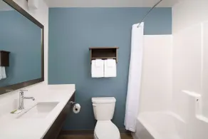 WoodSpring Suites West Des Moines - Salle de bain