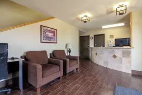 Quality Inn Hays I-70 - Hall