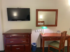 Hotel Enterprise Inn Poliforum - Room
