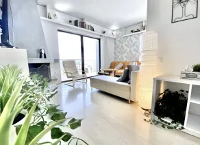 Nice Seafront Flat - Beach Port Athens Airport - Oppholdsrom