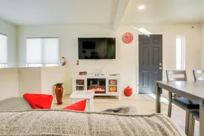 2 Mi to Lake Michigan: Family-friendly Home - Interiør