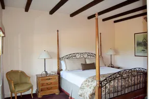Vineyard Country Inn - Chambre