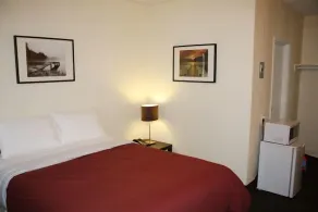 Empress Inn and Suites by the Falls - Chambre