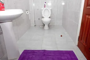 Mersha Homes - Baño