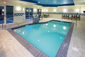 Fairfield Inn & Suites by Marriott Elizabethtown - Piscine