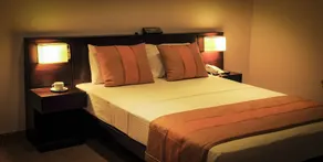 Oak Ray Regency - Chambre