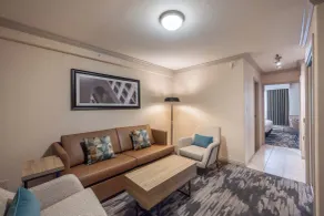Sandman Hotel & Suites Winnipeg Airport - Zimmer