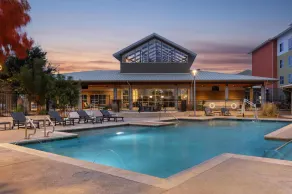 Homewood Suites by Hilton TechRidge Parmer @ I-35 - Pool