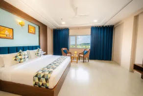 The Sky Imperial - Shahi Hotels & Resort - Room