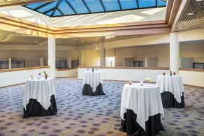 Crowne Plaza Hotel Hickory by IHG - Restaurang