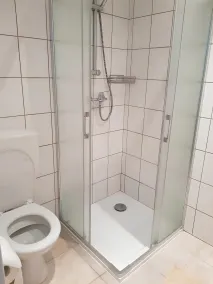 Apartment with two rooms and shared bathroom - Badeværelse