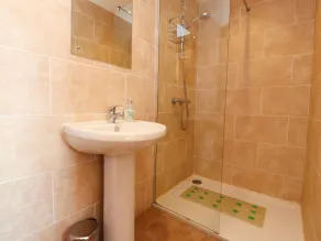 Katy's Cottage - Bathroom