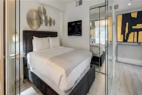 Avalon Signature Suites DT - Room