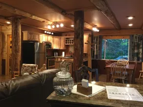 Renfro's Lakeside Retreat - Cabin's and R.V. Park - Réception