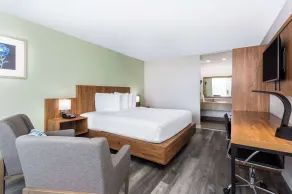 Ramada by Wyndham Altamonte Springs Near I-4 - Chambre