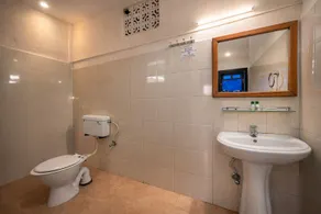 India Hotel - Mall Road Nainital - Lake View - Salle de bain