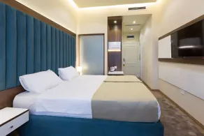 Marquise Hotel Garni - Room