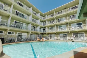 Surfer Beach Hotel - Piscine