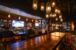 Q&C Hotel and Bar New Orleans, Autograph Collection - Restaurant