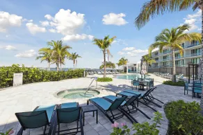 475 Strand Dr - Spa