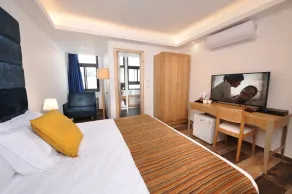 Tzukim Boutique - Desert Traveler's Hotel in Mitzpe Ramon - מלון בוטיק צוקים - Ausblick vom Zimmer