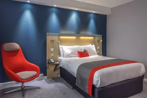 Holiday Inn Express Kettering by IHG - Room