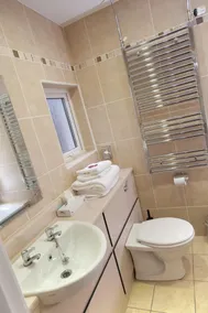 Adair Arms Hotel - Bathroom