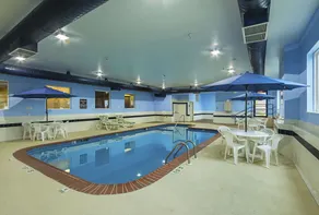 Sleep Inn And Suites Danville - Piscine