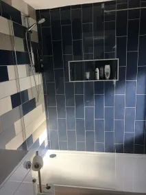 Waterside Guesthouse - Bathroom